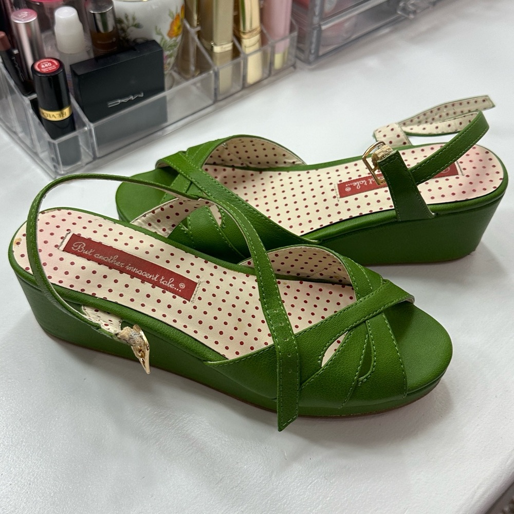 60s Mod Style Wedge sandals - B.A.I.T Footwear